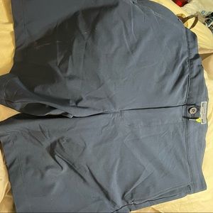 NWOT Vineyard Vines size 35 mens shorts